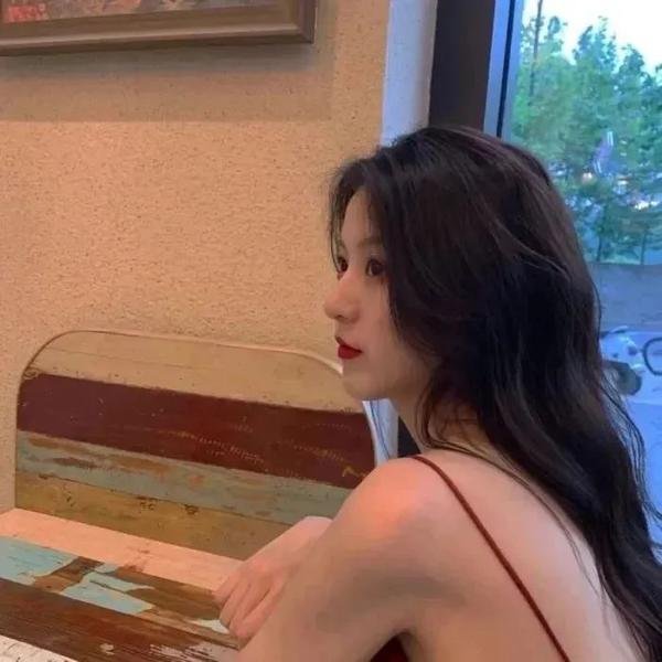 海滩的一天 在线观看